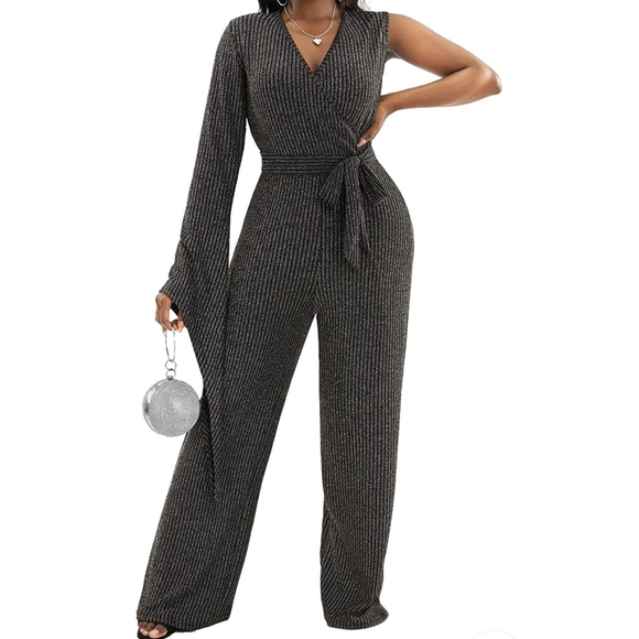 Sparkly Knit Romper Size 12 (XXL) - Picture 2 of 6